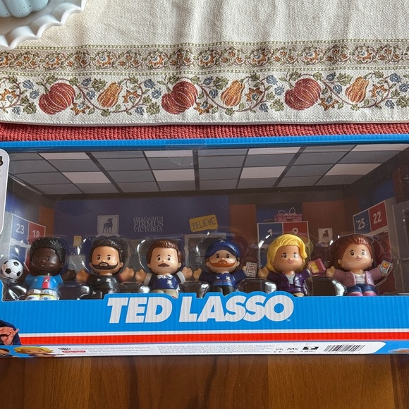 Ted Lasso Action Figure Playset - Picture 1 of 1